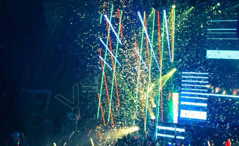 ���������뻧��DJ�� LED������iDot-P30��Ŀ