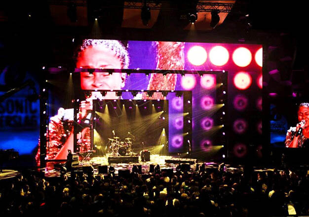 ����ķ��� ����LED����������