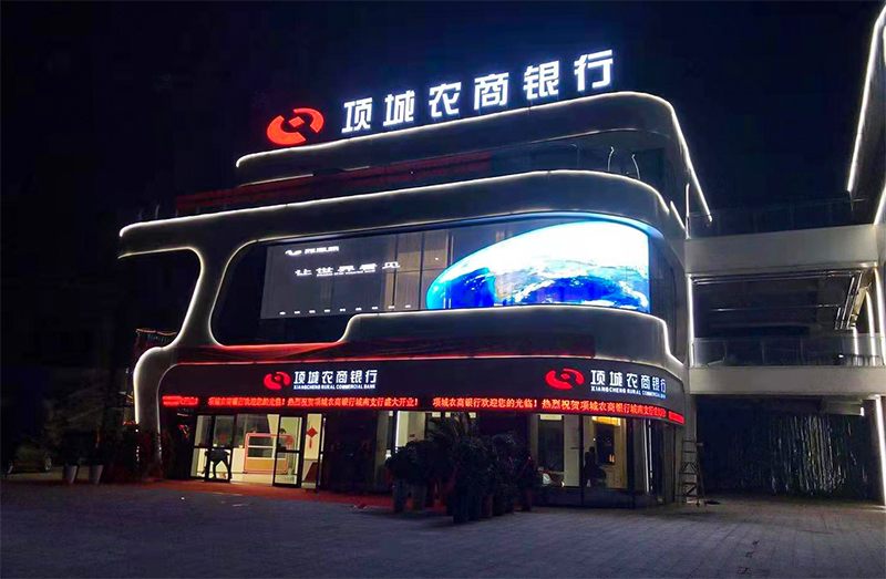 �������ũ������LED͸������Ŀ 