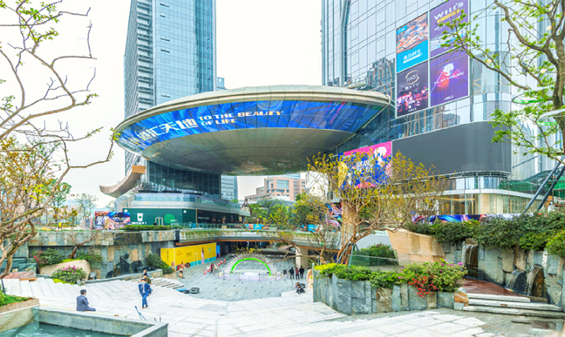 �ɶ��ۻ������LED��դ����Ŀ 